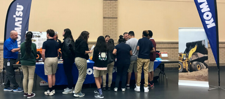 Komatsu Longview volunteers at Junior Achievement