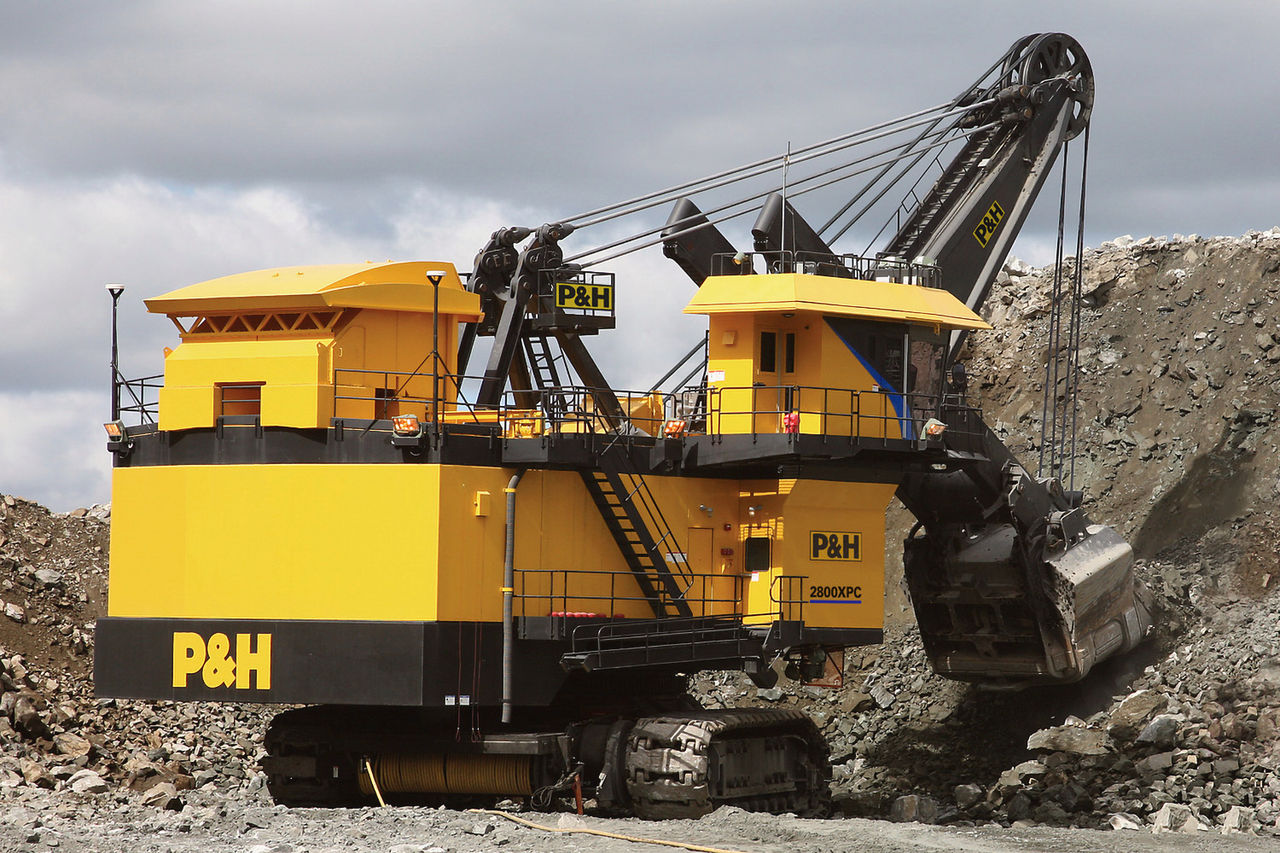 literature link2800XPC, electric rope shovel, outside, daylight, daytime, working, in action, mining, surface mining